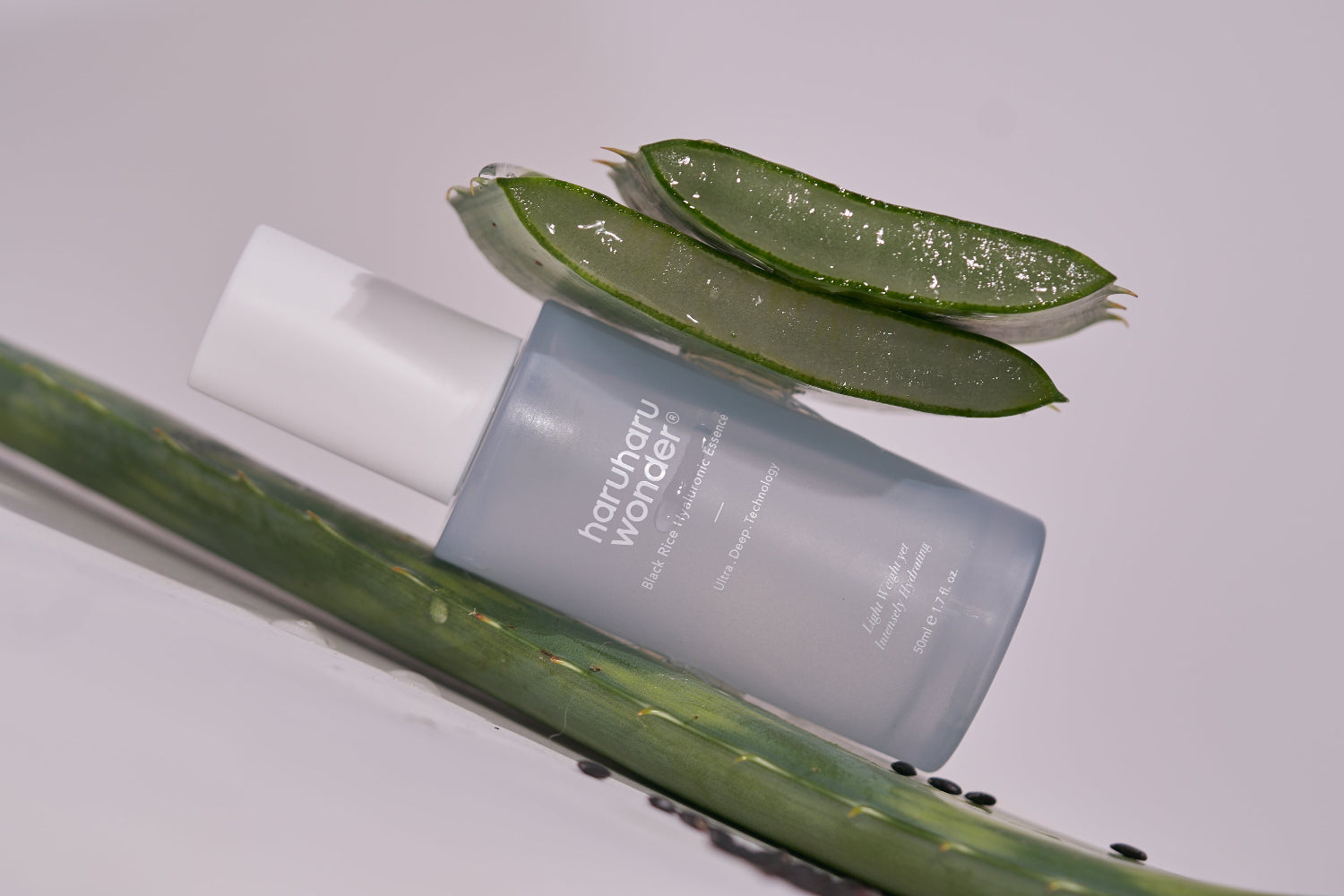 Haruharu Wonder Black Rice Hyaluronic Essence 50ml