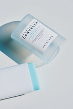 SKIN1004 Madagascar Centella Hyalu-Cica Silky Fit Sun Stick
