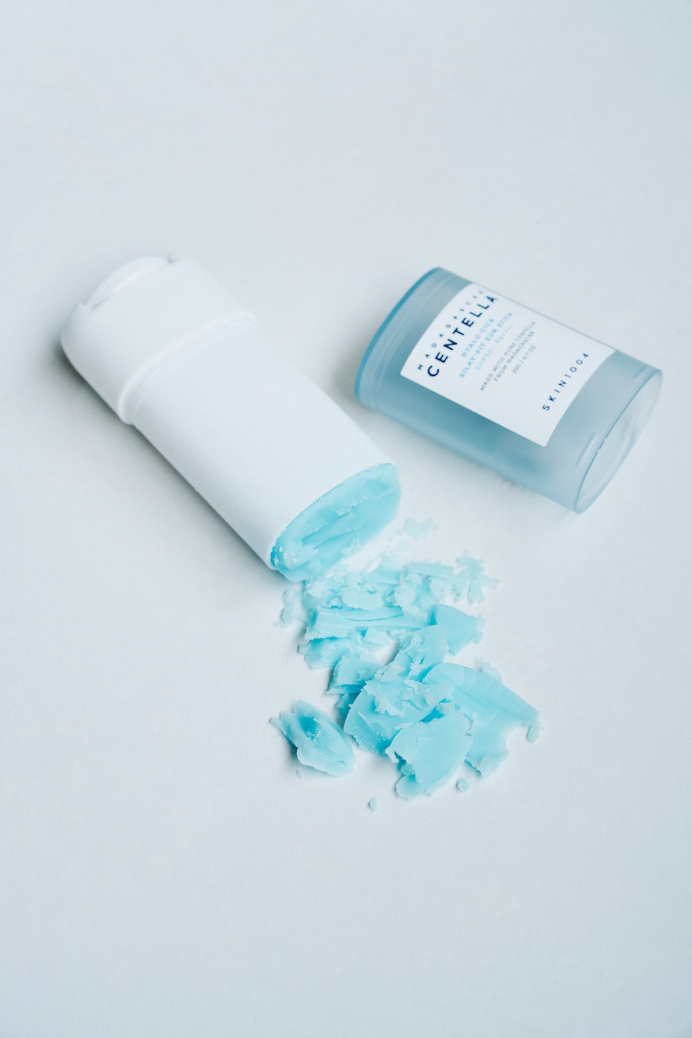 SKIN1004 Madagascar Centella Hyalu-Cica Silky Fit Sun Stick