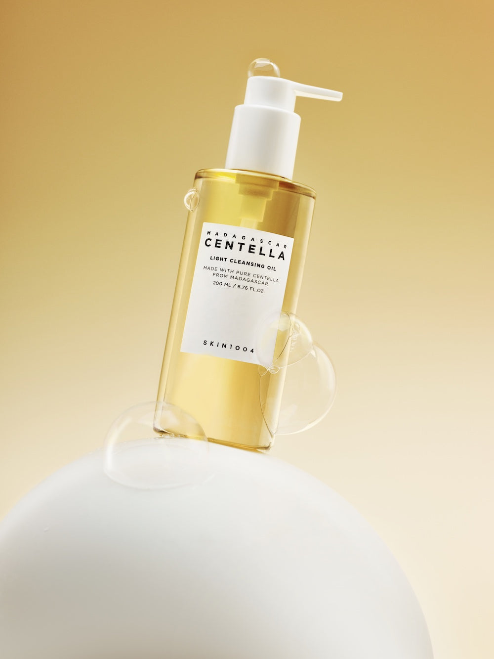 SKIN1004 Madagascar Centella Light Cleansing Oil